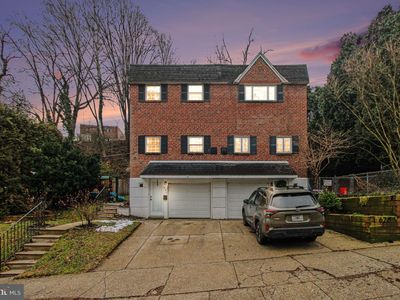 630 Gorgas Ln, Philadelphia, PA, 19128