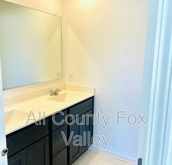 1480 Yosemite Way — Photo 14