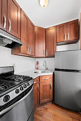 Rented by Compass | media 5