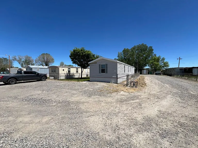 126 Amy Lou Ln — Photo 2