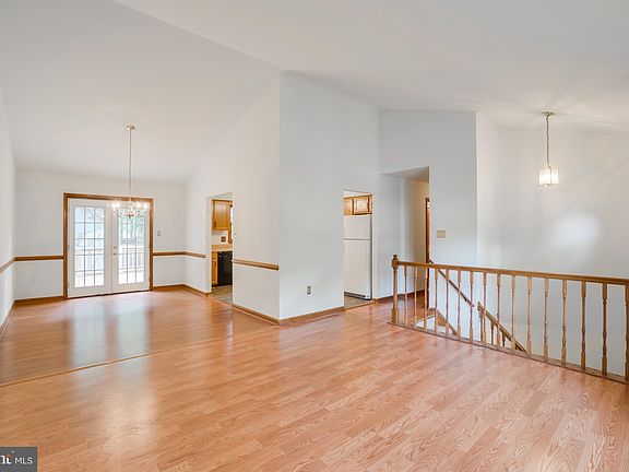 2nd image of 50 Briarwood Dr