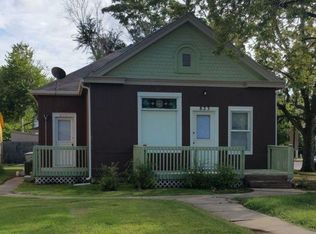 821-823 W Ash St, Salina, KS 67401
