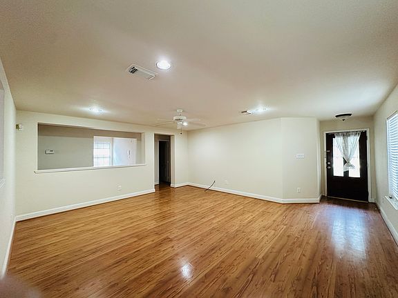 5th image of 1219 Concord Pl