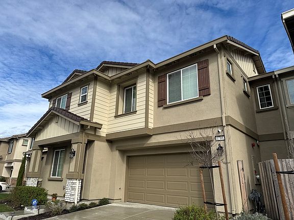 2nd image of 4788 Opus Cir