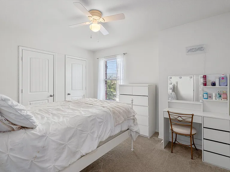 1208 Ravenside Cv — Photo 34