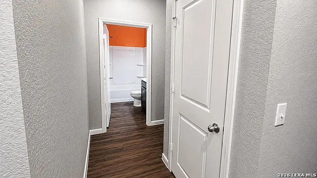 8607 Rock Mdw — Photo 23