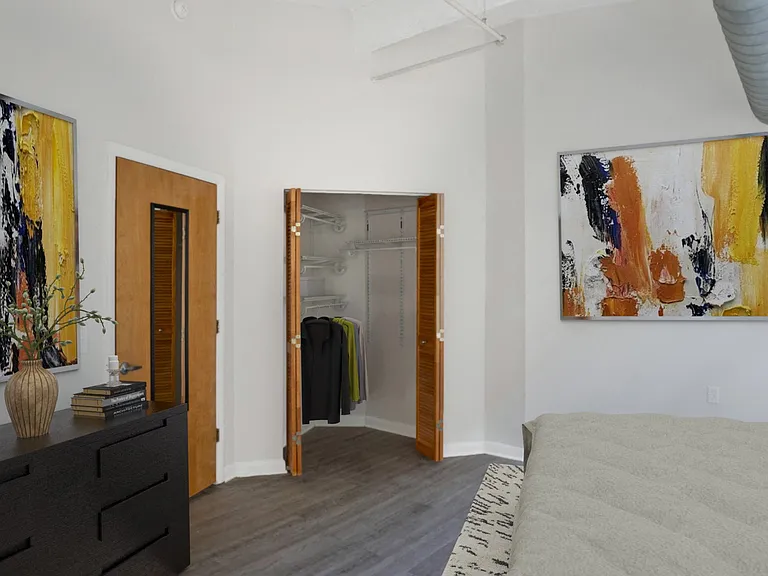 St. Clair Lofts — Photo 21