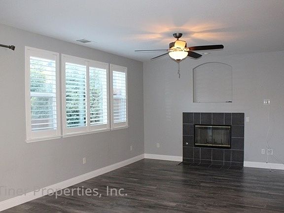 5th image of 2041 Cobble Hills Ct