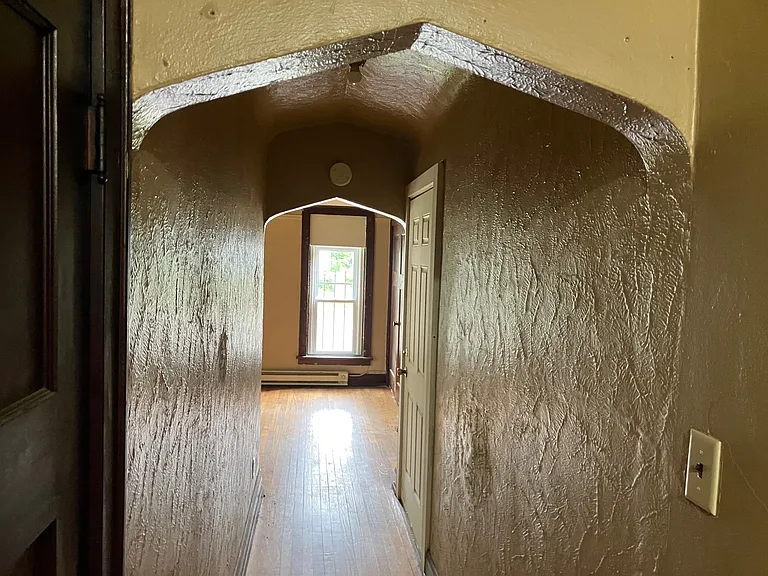 330 W Keefe Ave — Photo 11