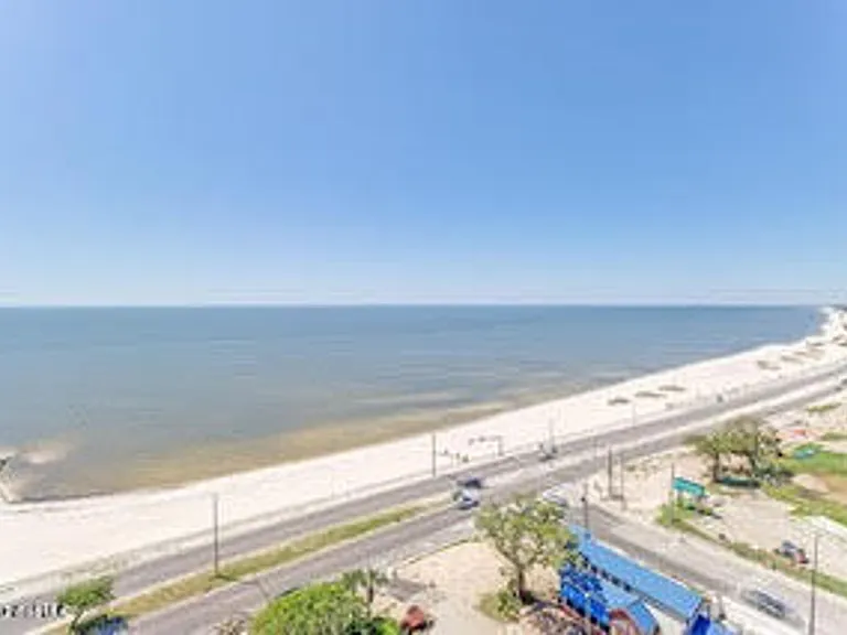 2668 Beach Blvd #1403 — Photo 7