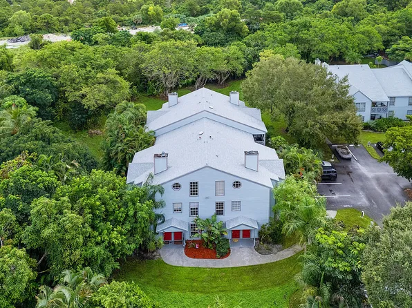 5063 Heatherhill Lane #4, Boca Raton, FL 33486