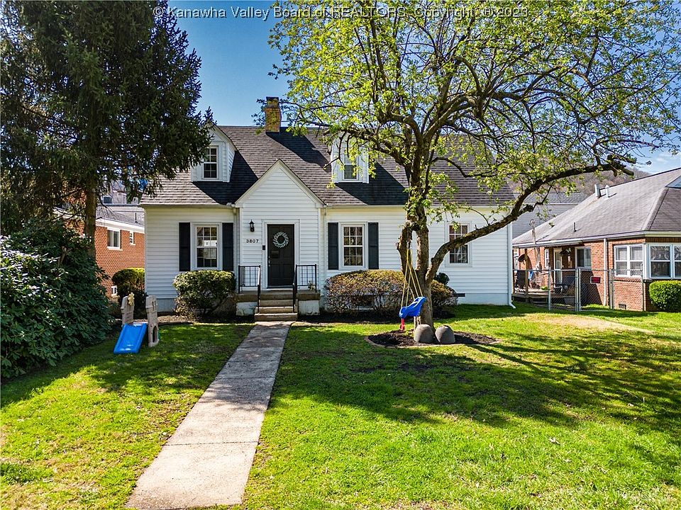 1st image of 3807 Noyes Ave