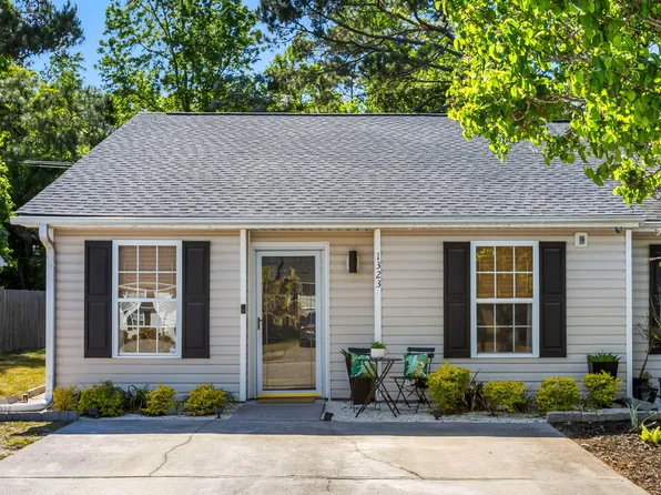 1323 Pinnacle Ln, Charleston, SC 29412
