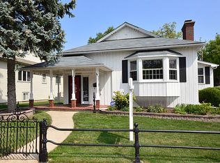 6922 W Hobart Ave, Chicago, IL