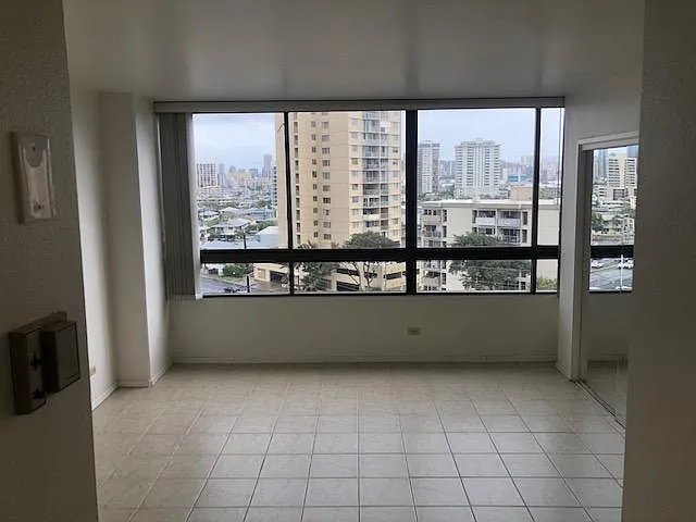 2499 Kapiolani Blvd #802 — Photo 3