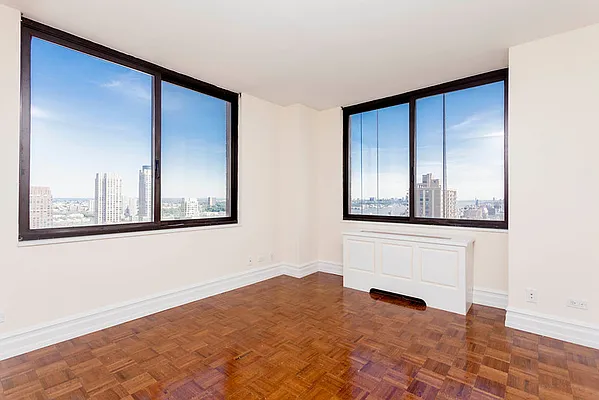 Rented by Mirador Real Estate | media 60