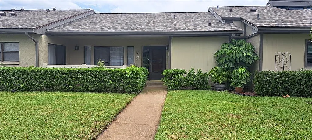 2 bed, 2.0 bath, 1250 sqft, $2,400 — Photo 1