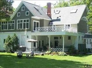 24 Carriage House Ln, Saratoga Springs, NY 12866