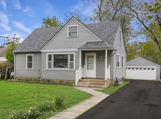 33135 N Indian Ln, Grayslake, IL 60030