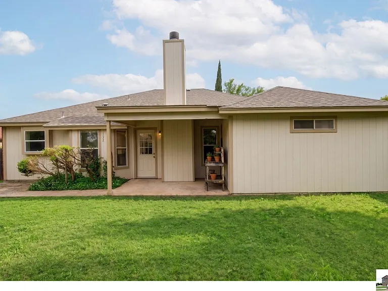 3615 Coral Bay Ln — Photo 10
