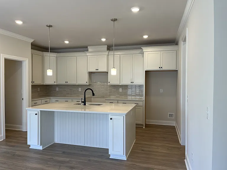 7312 Lake Rd — Photo 3