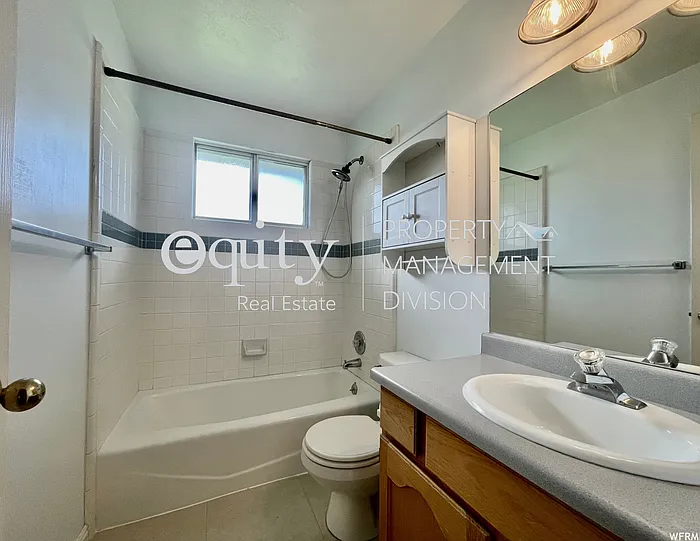 11742 S Tatteredangel Cv — Photo 17