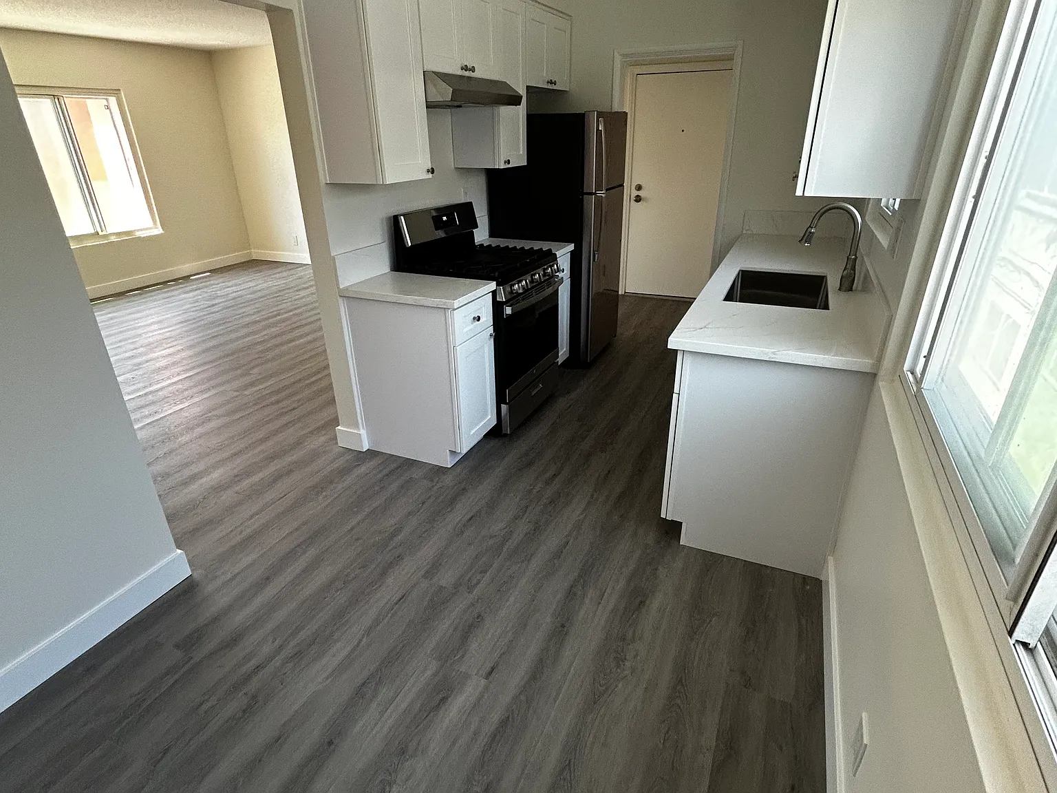 2 bed, $2,600 — Photo 3