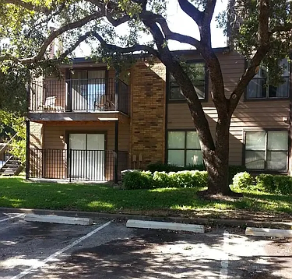 8109 Skillman St — Photo 1