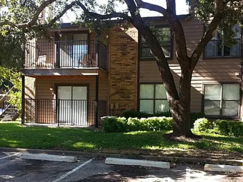 8109 Skillman St #2012