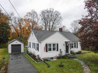 15 Wilton Rd, Easthampton, MA 01027