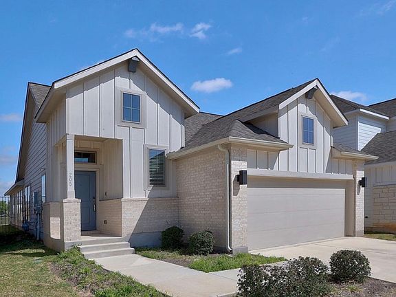 2nd image of 301 Banyon Dr