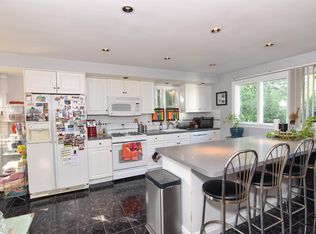 250 School St #2, Somerville, MA 02145