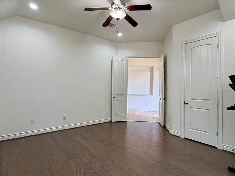 6515 Sterling Shores Ln — Photo 5