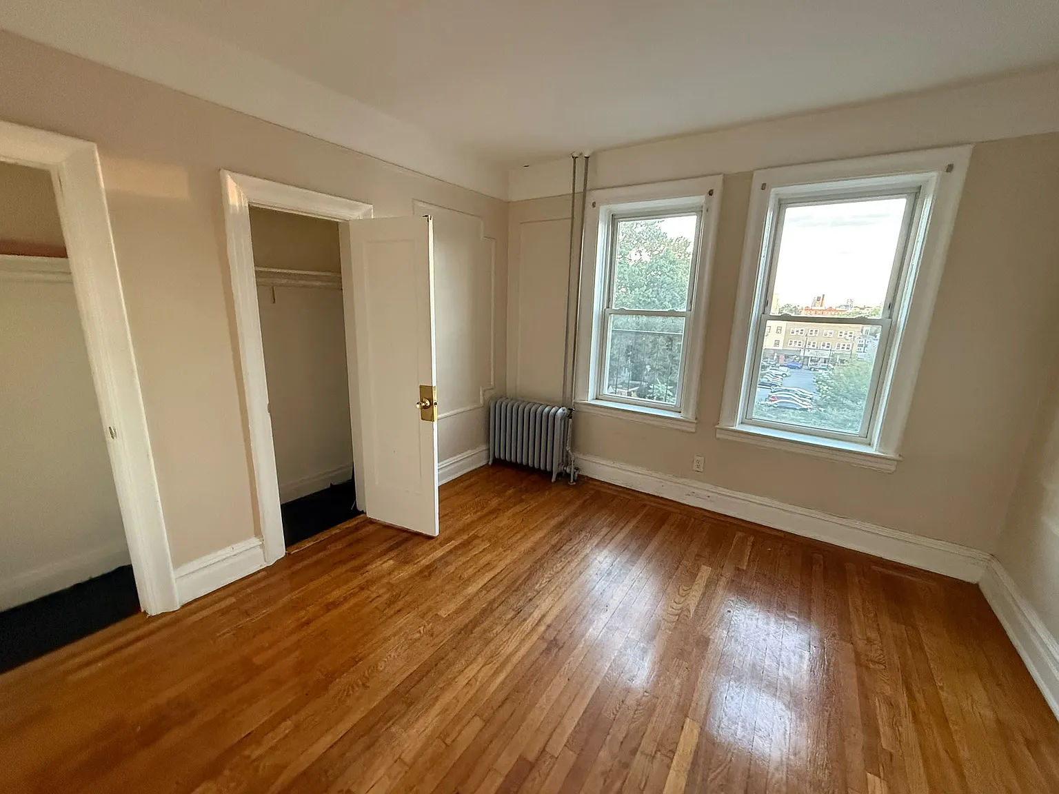 28 Sherman Place — Photo 4