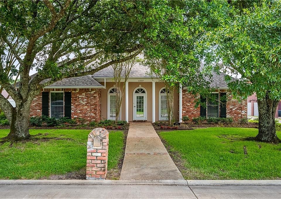 1st image of 4907 Windermere Blvd