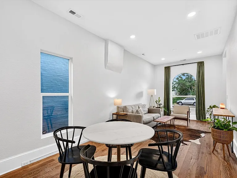 3777 N Franklin St — Photo 7