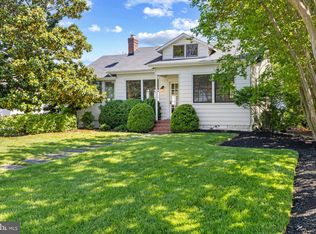 43 E Lake Dr, Annapolis, MD 21403