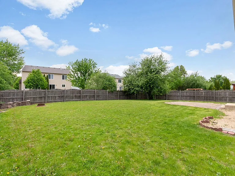 14610 General Dr — Photo 20