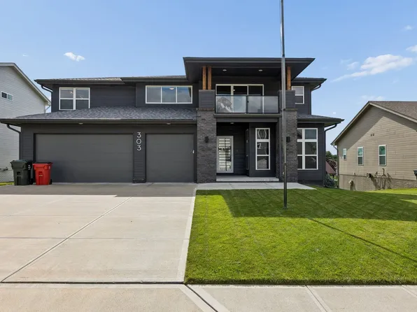 303 Otoe Dr, Yutan, NE 68073
