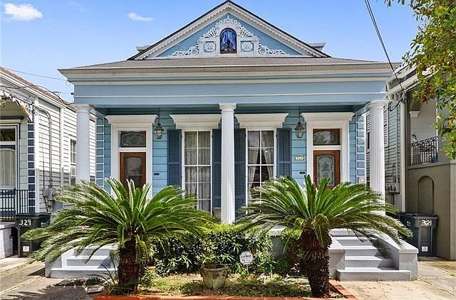 1st image of 323 Eliza St