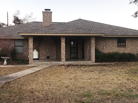 3rd image of 257 Davis Ave