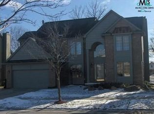 3917 Beechcrest, Rochester Hills, MI 48309