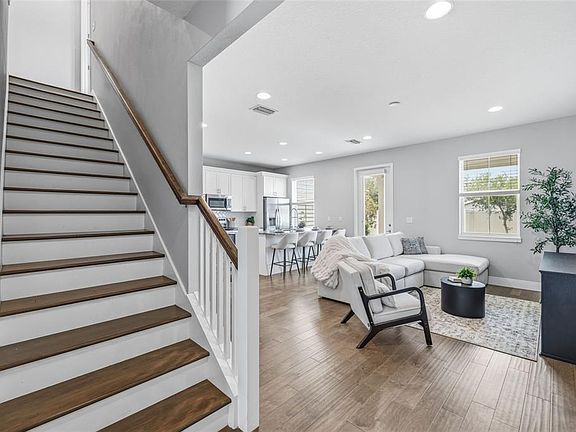 4th image of 6621 S MANHATTAN AVENUE #2