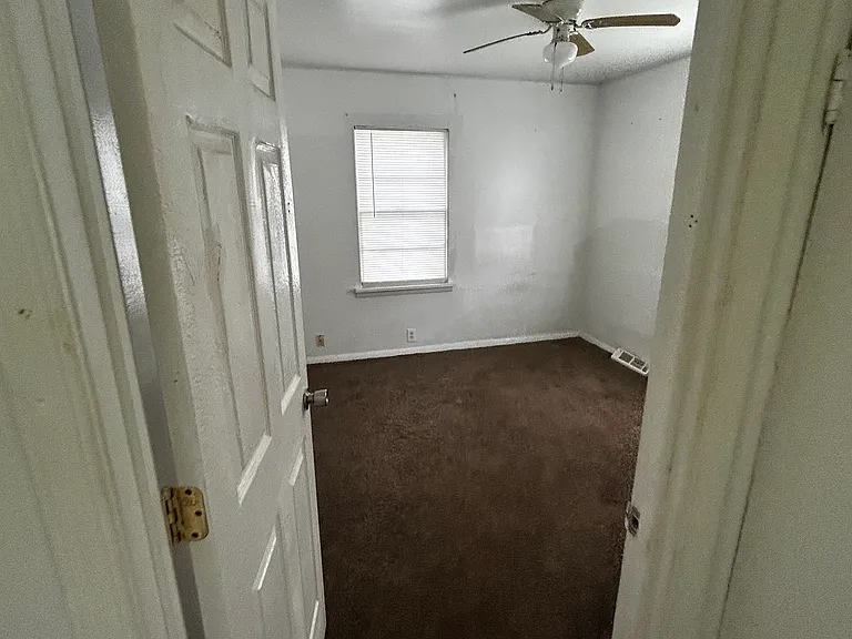313 Green St — Photo 8