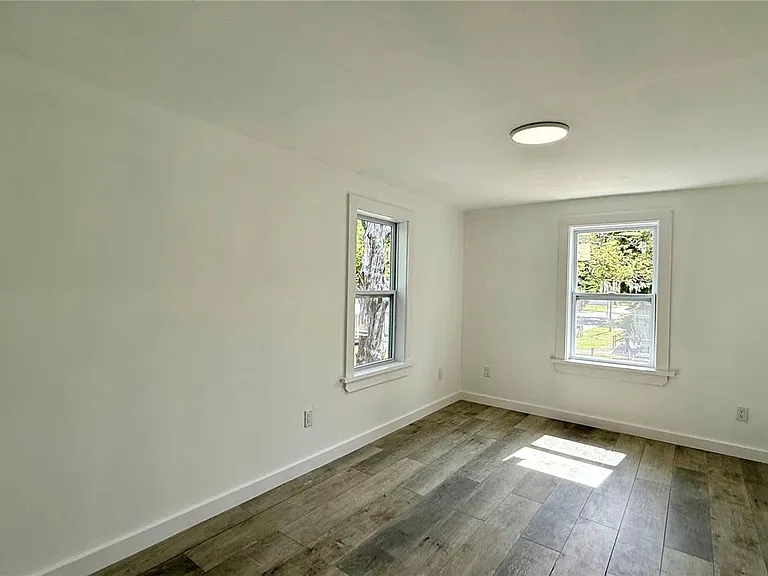 701 New York Ave — Photo 11