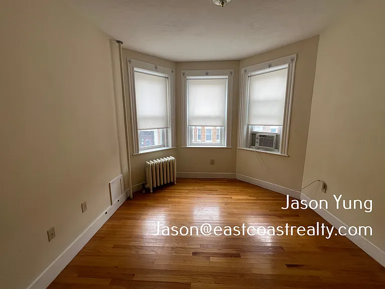 237 Kelton St #10 — Photo 3