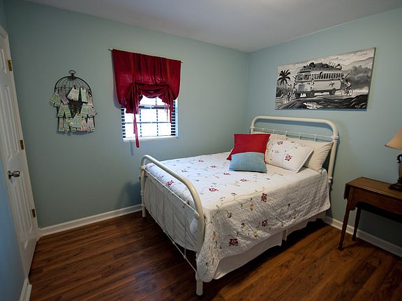 bedroom #1