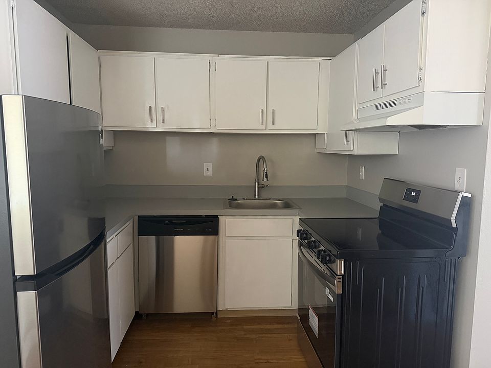 1st image of 703 37th Ave APT 2