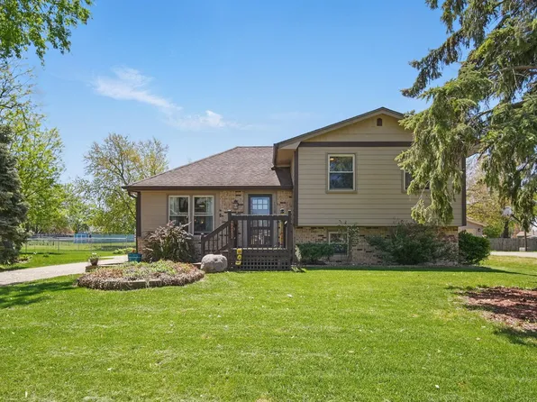 1208 7th St NW, Altoona, IA 50009