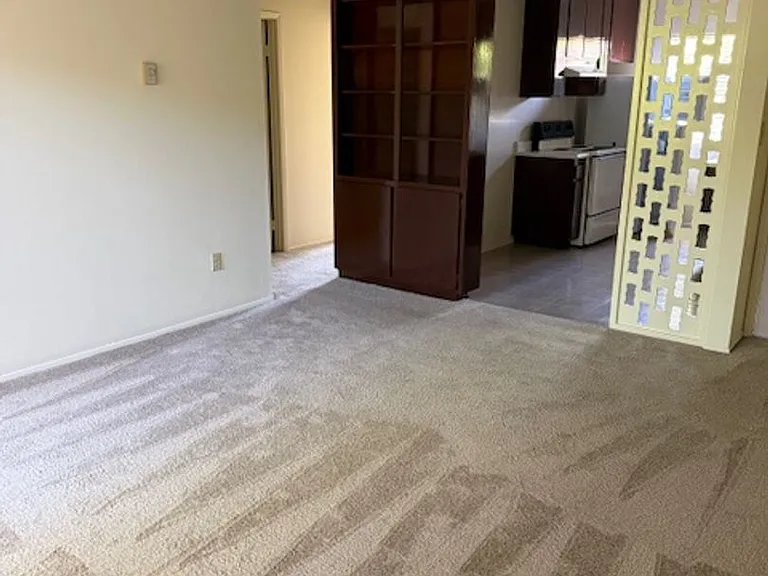 Large 2 bedroom Apartment in Clairemont — Photo 8